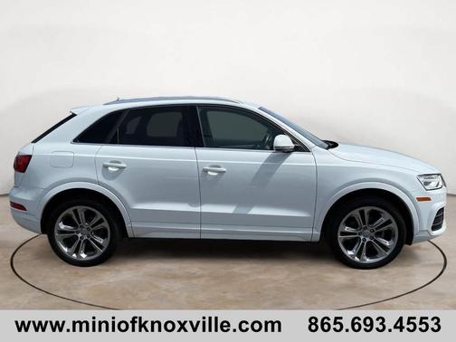 Glacier White Metallic 2017 Audi Q3 2.0T Premium Plus