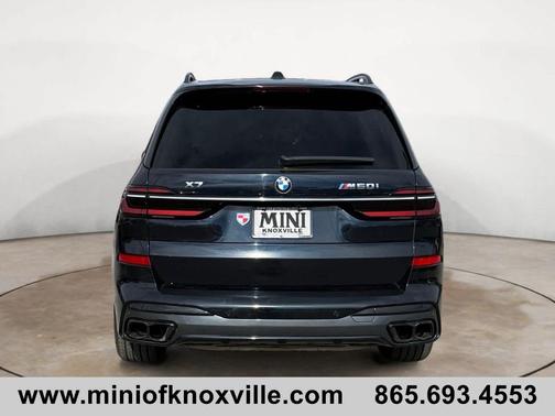 2023 BMW X7 M60i