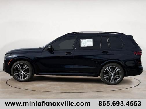 2023 BMW X7 M60i