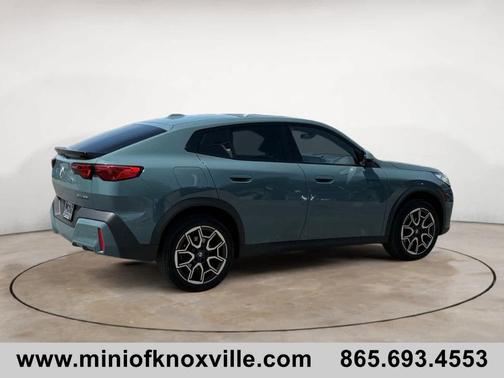 Green 2024 BMW X2 xDrive28i