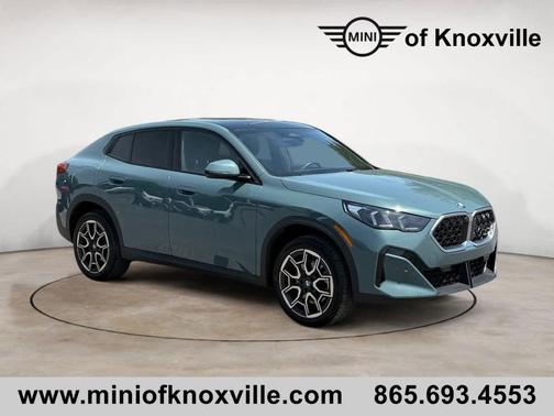 Green 2024 BMW X2 xDrive28i