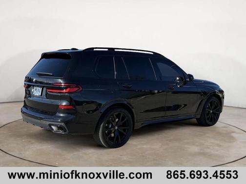 2024 BMW X7 xDrive40i