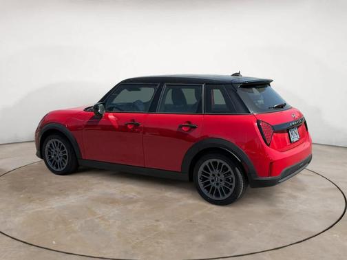 Chili Pepper Red 2026 MINI Hardtop S