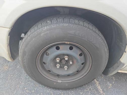 2006 Chrysler Town & Country Base