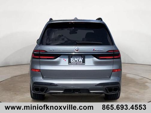 2023 BMW X7 M60i