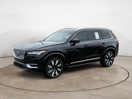 2023 Volvo XC90 Recharge Plug-In Hybrid T8 Plus Bright Theme 7-Seater