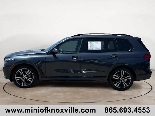Metallic 2022 BMW X7 xDrive40i