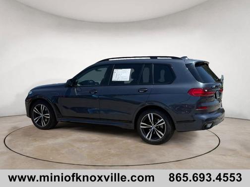 Metallic 2022 BMW X7 xDrive40i