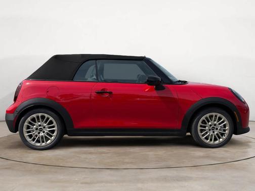 Chili Pepper Red 2026 MINI Convertible Cooper S