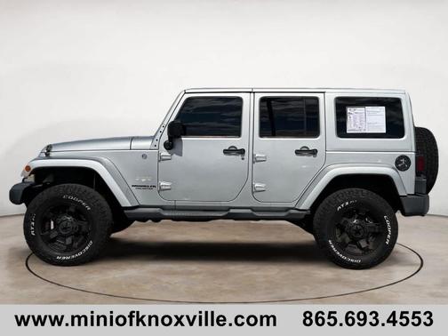 2012 Jeep Wrangler Unlimited Sahara