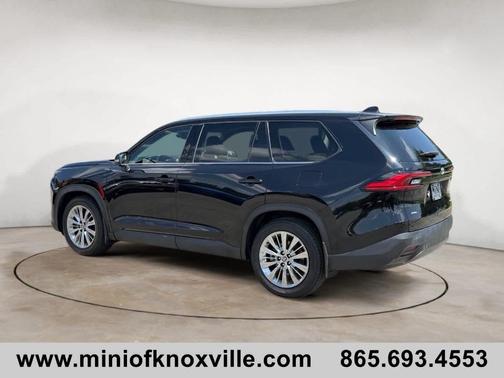 Midnight Black Metallic 2024 Toyota Grand Highlander
