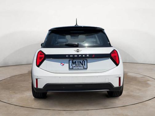 White Metallic 2026 MINI Hardtop S