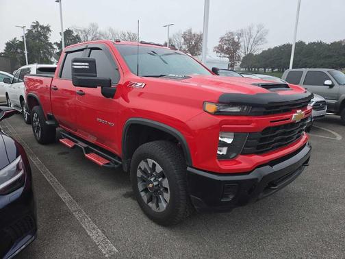 2024 Chevrolet Silverado 2500 Custom