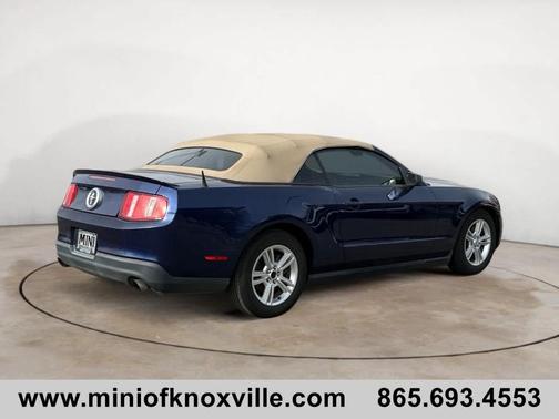 2012 Ford Mustang V6