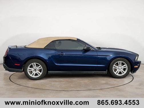 2012 Ford Mustang V6