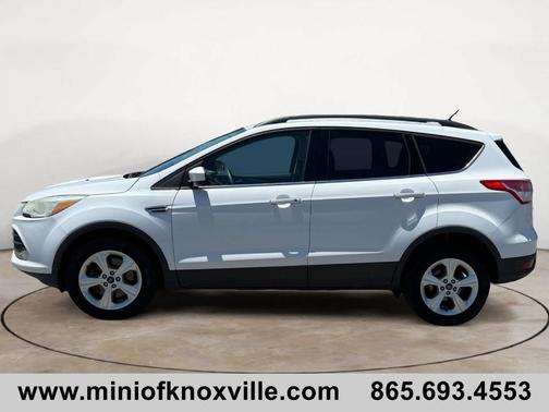 Oxford White 2014 Ford Escape SE