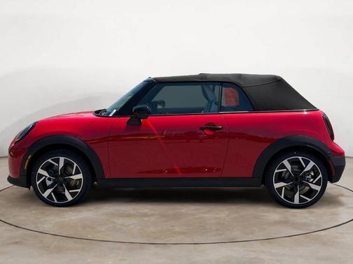 Chili Pepper Red 2026 MINI Convertible Cooper