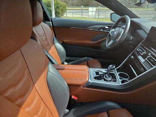 2023 BMW 840 i