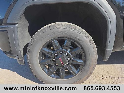 2024 GMC Sierra 2500 AT4