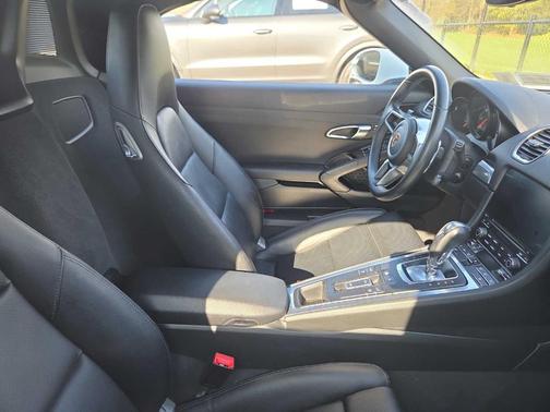 2017 Porsche 718 Boxster Base