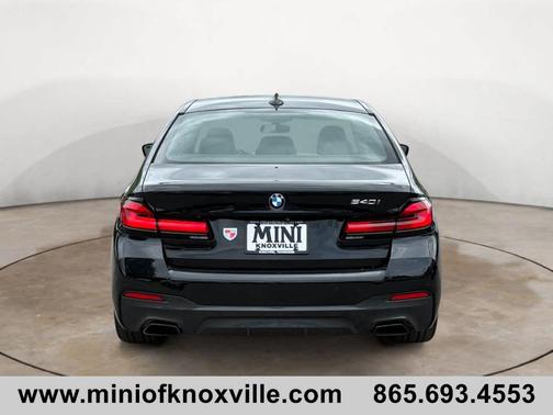 Black Sapphire Metallic 2021 BMW 540 i