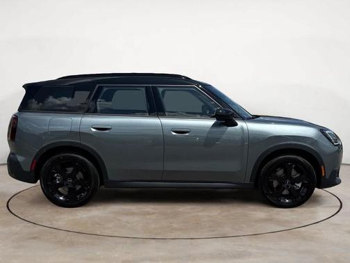 2025 MINI Countryman S