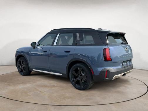 Slate Blue Metallic 2026 MINI Countryman SE