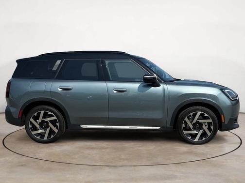 2025 MINI Countryman S