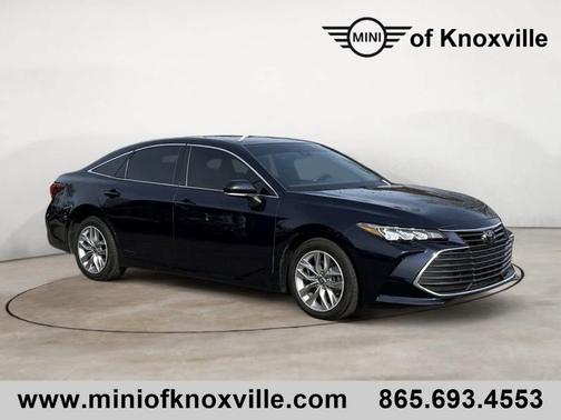 2022 Toyota Avalon XLE