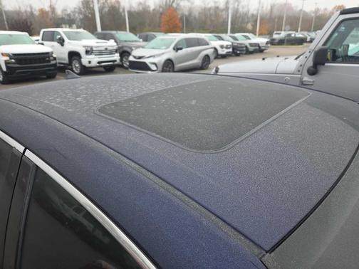 2022 Toyota Avalon XLE