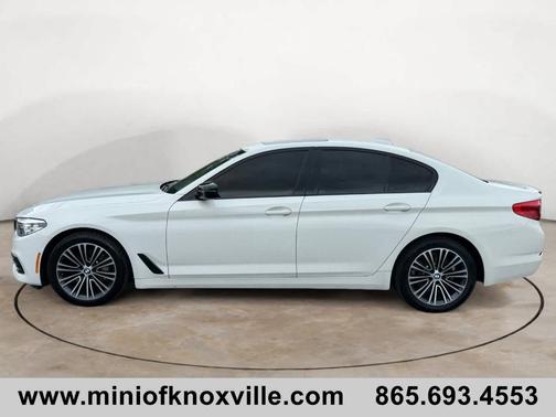 Alpine White 2019 BMW 530 i
