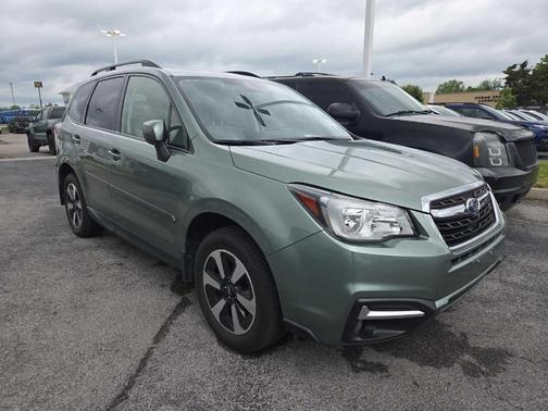 Jasmine Green Metallic 2018 Subaru Forester 2.5i Premium