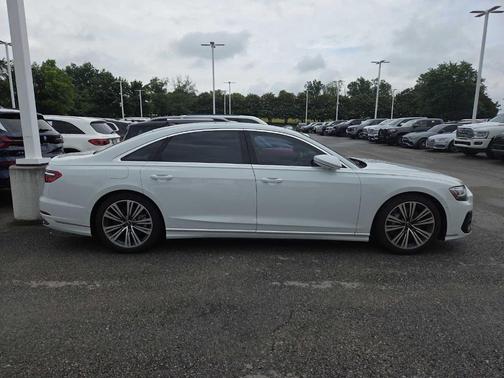 Glacier White Metallic 2024 Audi A8 L 55