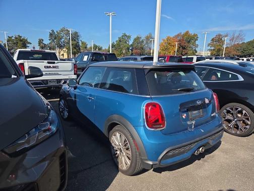 2022 MINI Hardtop Cooper S