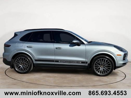 2021 Porsche Cayenne Base