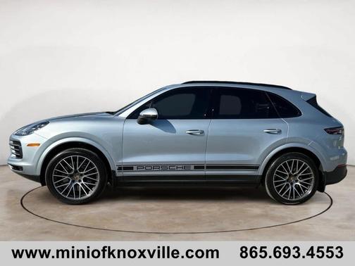 2021 Porsche Cayenne Base