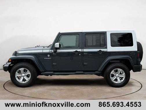 Rhino Clearcoat 2017 Jeep Wrangler Unlimited Sahara