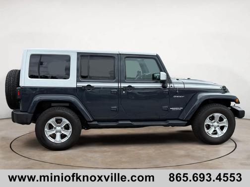 Rhino Clearcoat 2017 Jeep Wrangler Unlimited Sahara