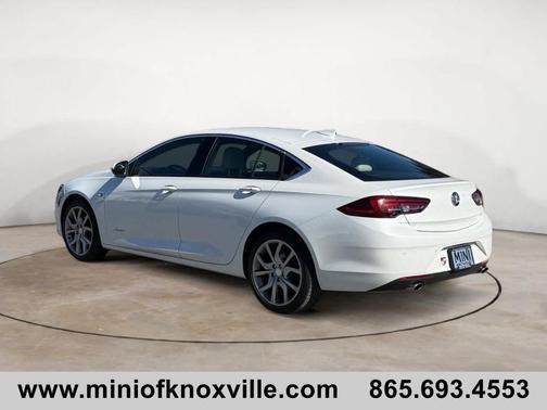 2019 Buick Regal Sportback Avenir