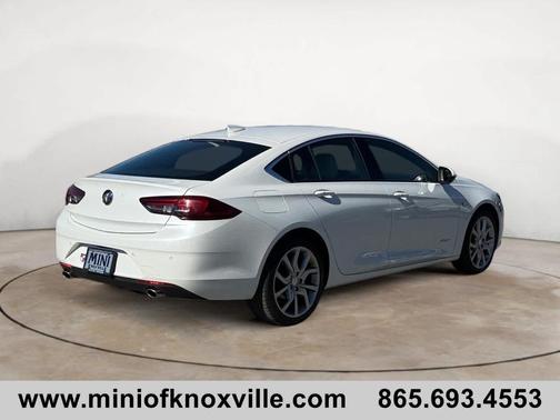 2019 Buick Regal Sportback Avenir