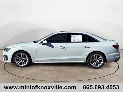 2023 Audi A4 45 S line quattro Premium