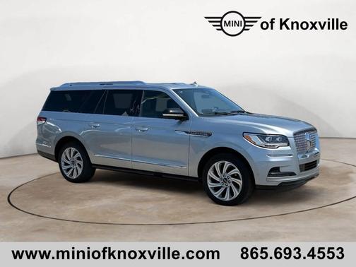 Silver Radiance Metallic 2024 Lincoln Navigator L Reserve