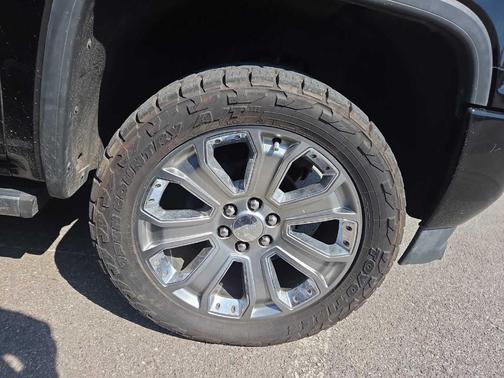Onyx Black 2017 GMC Sierra 1500 Denali
