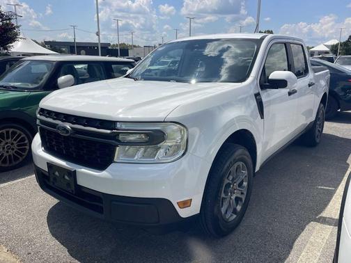 Oxford White 2023 Ford Maverick XLT