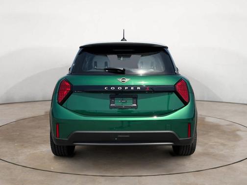 British Racing Green IV Metallic 2026 MINI Hardtop S