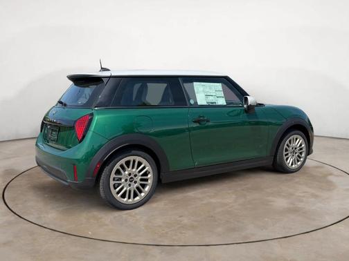 British Racing Green IV Metallic 2026 MINI Hardtop S