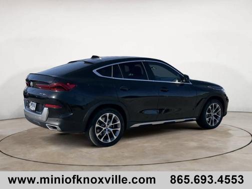 2021 BMW X6 xDrive40i