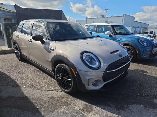 2022 MINI Clubman Cooper S