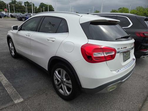Polar White 2018 Mercedes-Benz GLA 250 Base