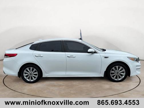 Snow White Pearl 2018 Kia Optima LX